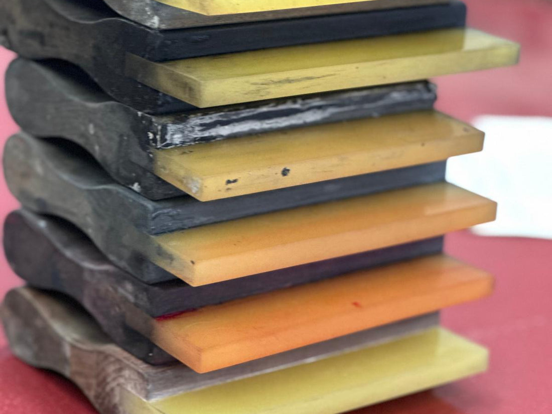 6 Pack of Used 6" Manual Squeegees