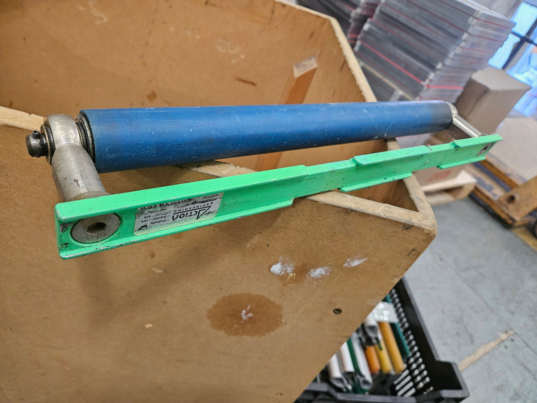 Used 18" Roller Squeegee for M&R