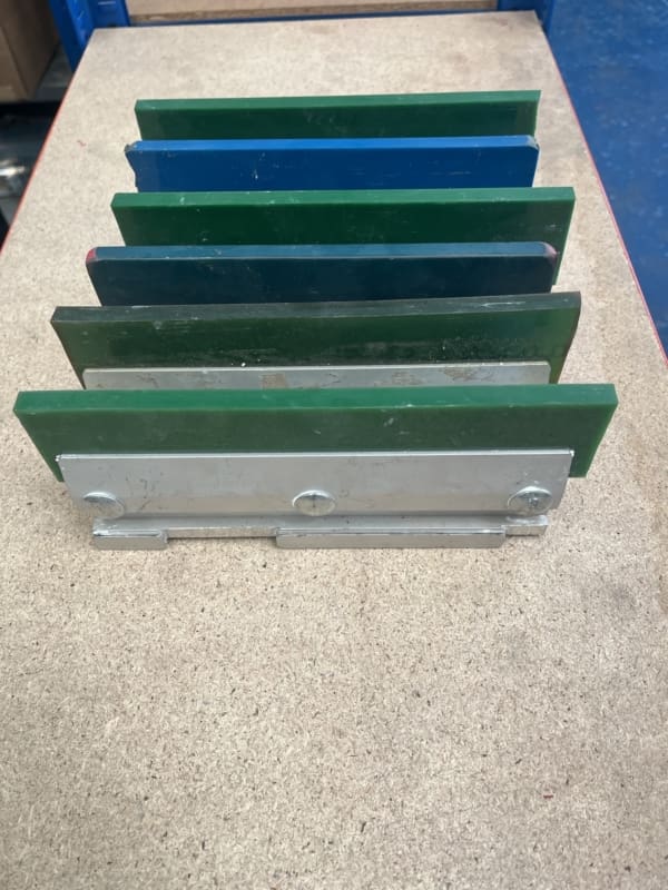 Used 8" M&R Automatic Squeegee and Floodbar Set - Image 4